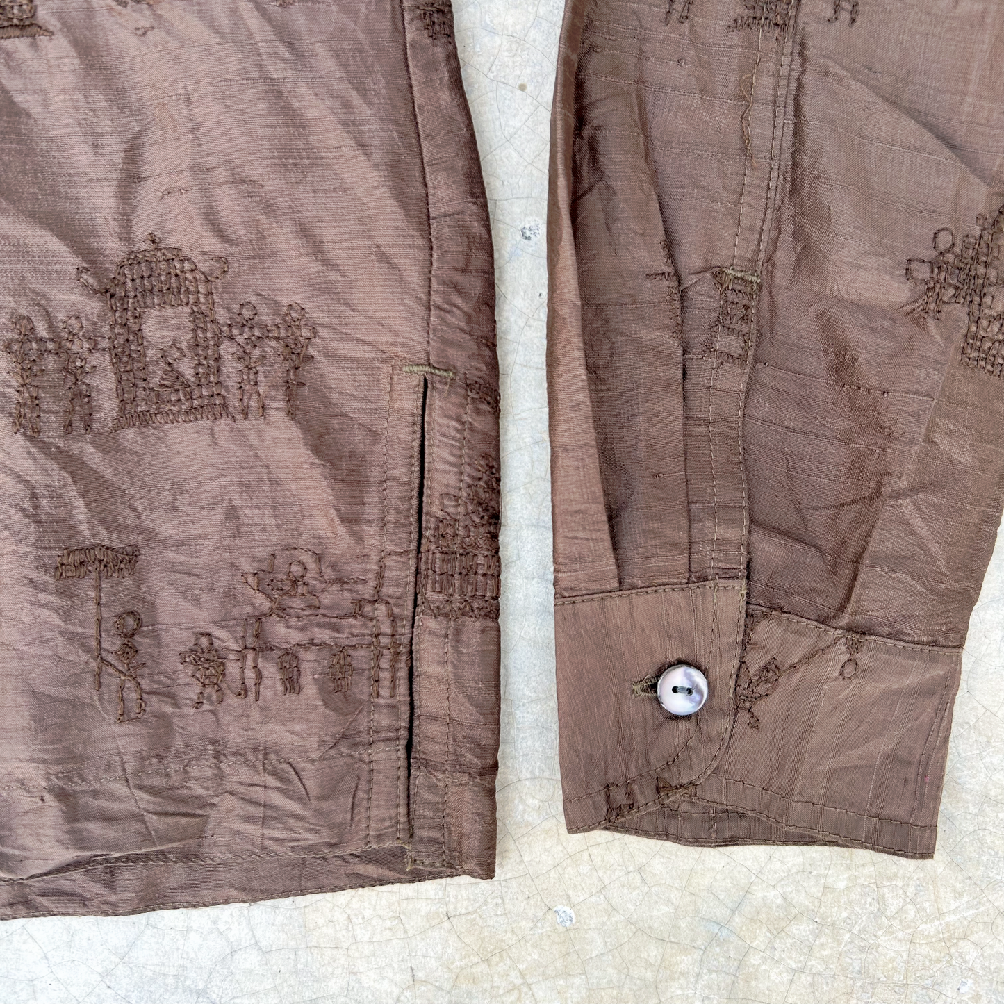 Vintage Silk Embroidered Shirt ‘’Chicos’’