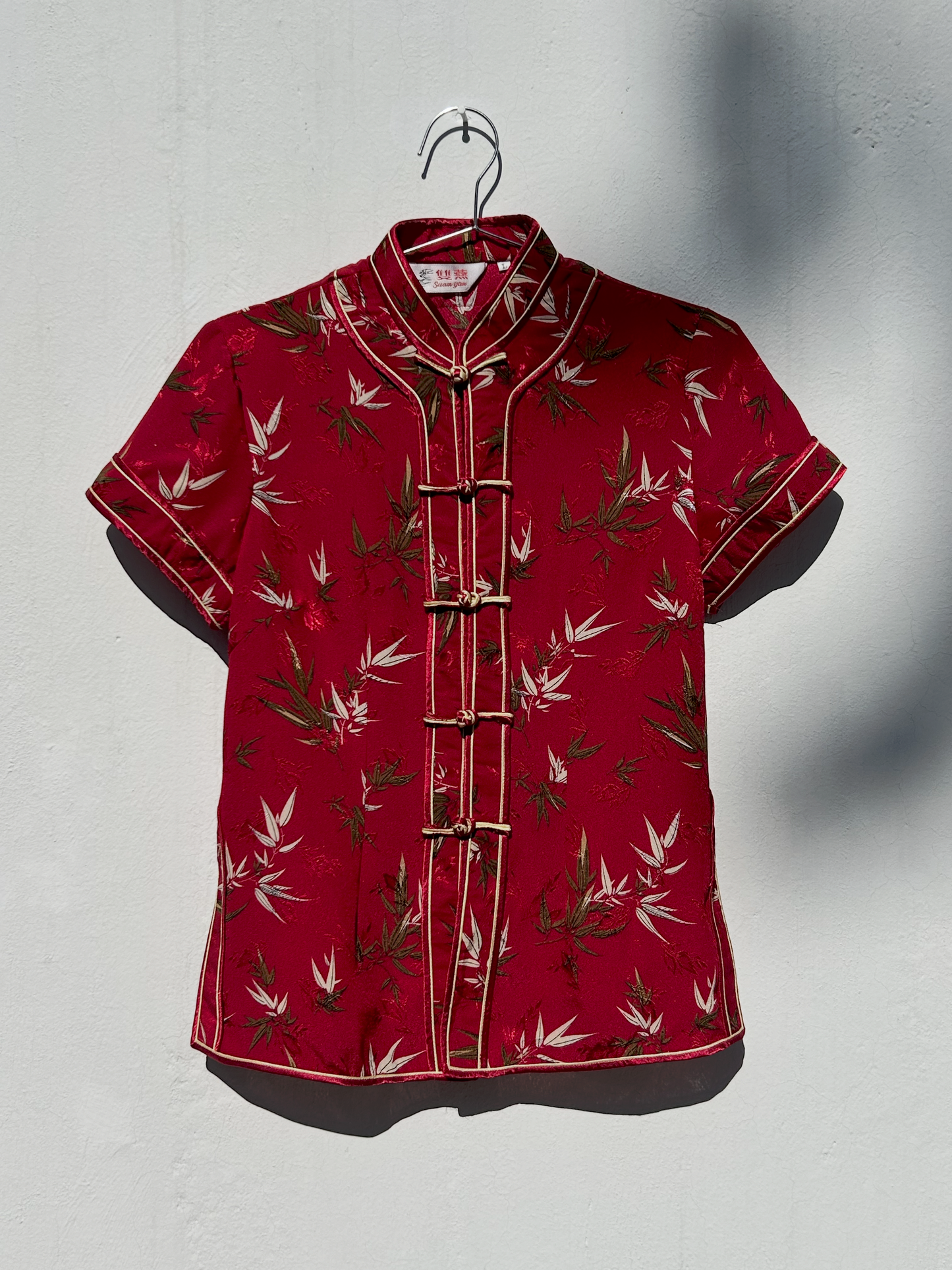 Short-Sleeved Tang Suit Shirt ‘’Suan Yan’’