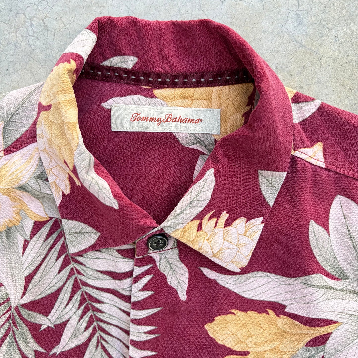 Vintage Hawaiian Silk Shirt ‘’Tommy Bahama’’