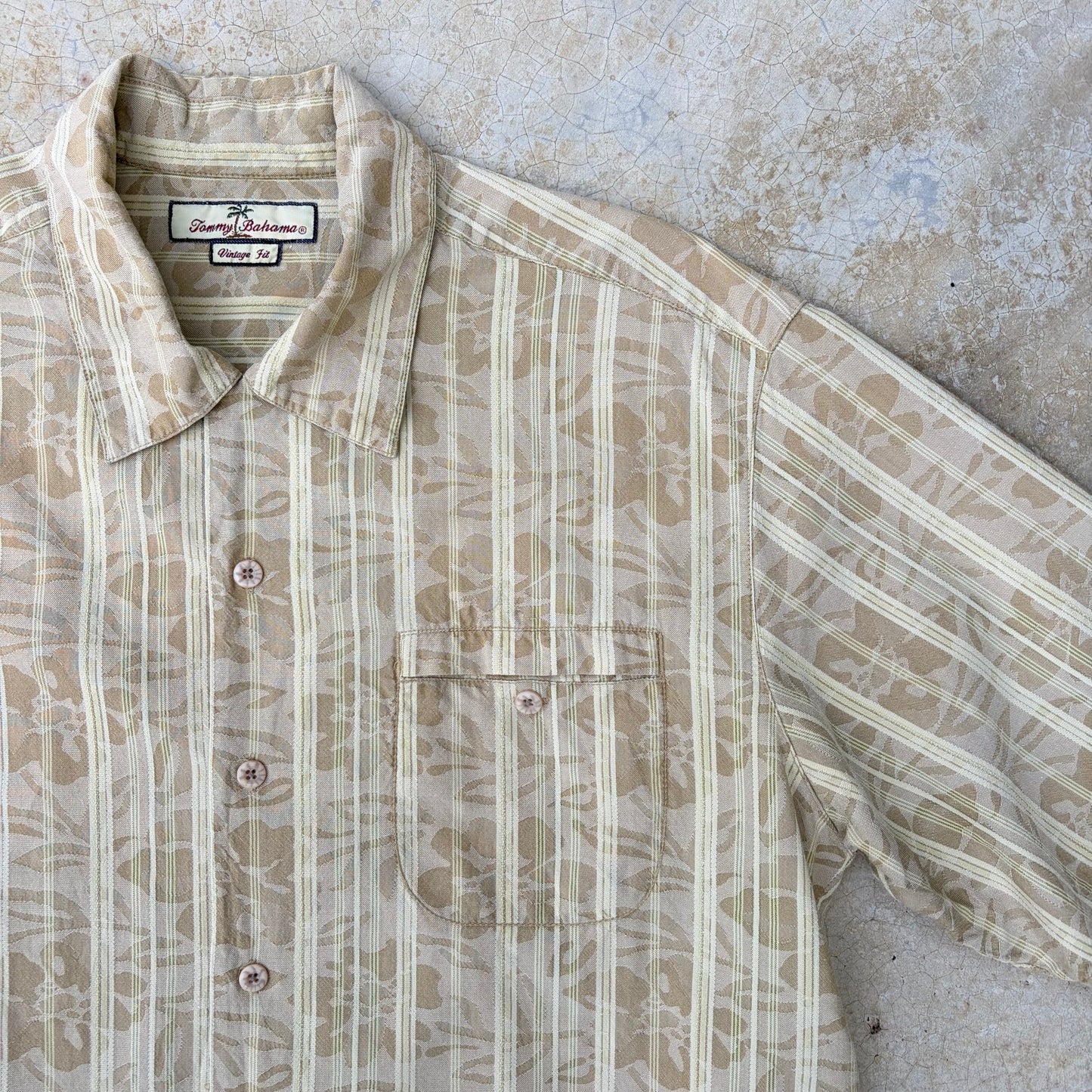 Vintage Silk Shirt ‘’Tommy Bahama’’