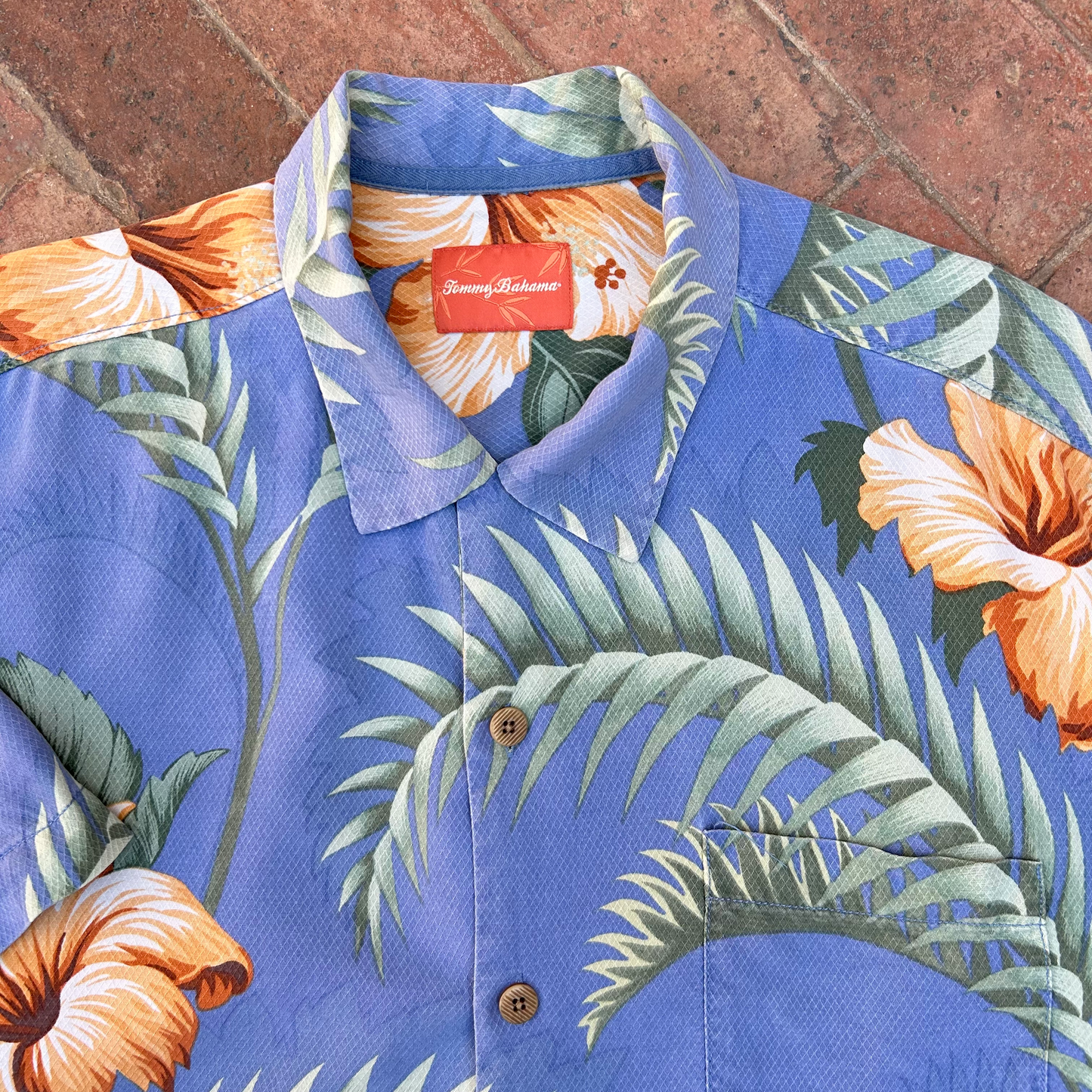 Vintage Silk Shirt ‘’Tommy Bahama’’