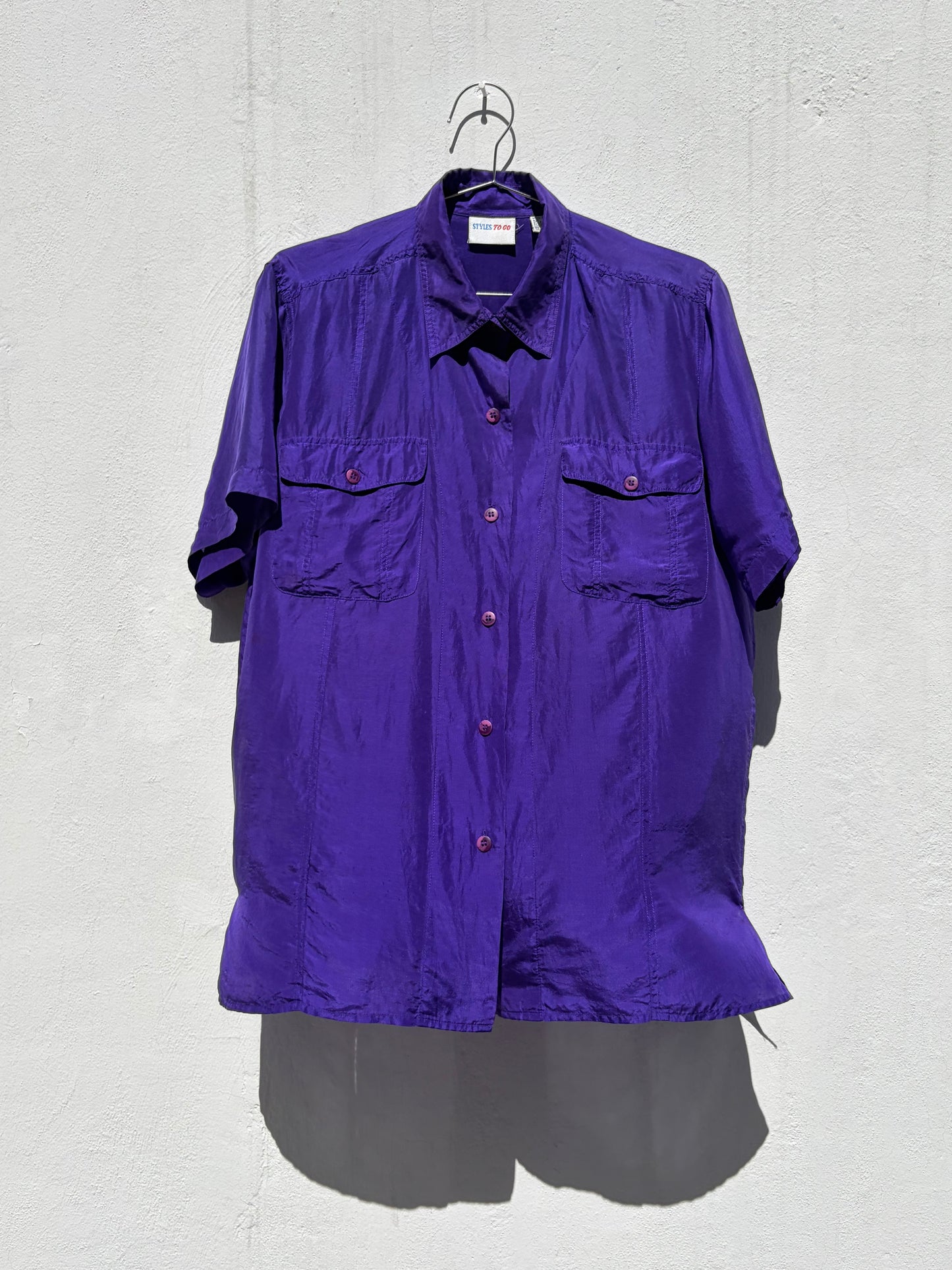Vintage Silk Shirt ‘’Styles to go’’