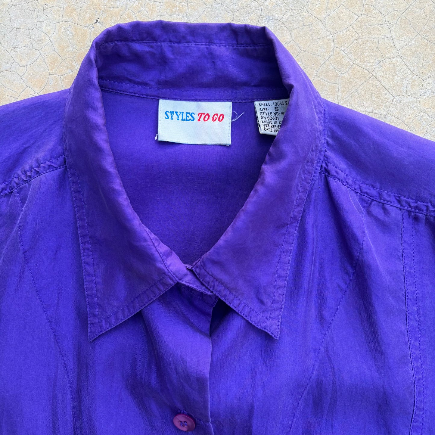 Vintage Silk Shirt ‘’Styles to go’’