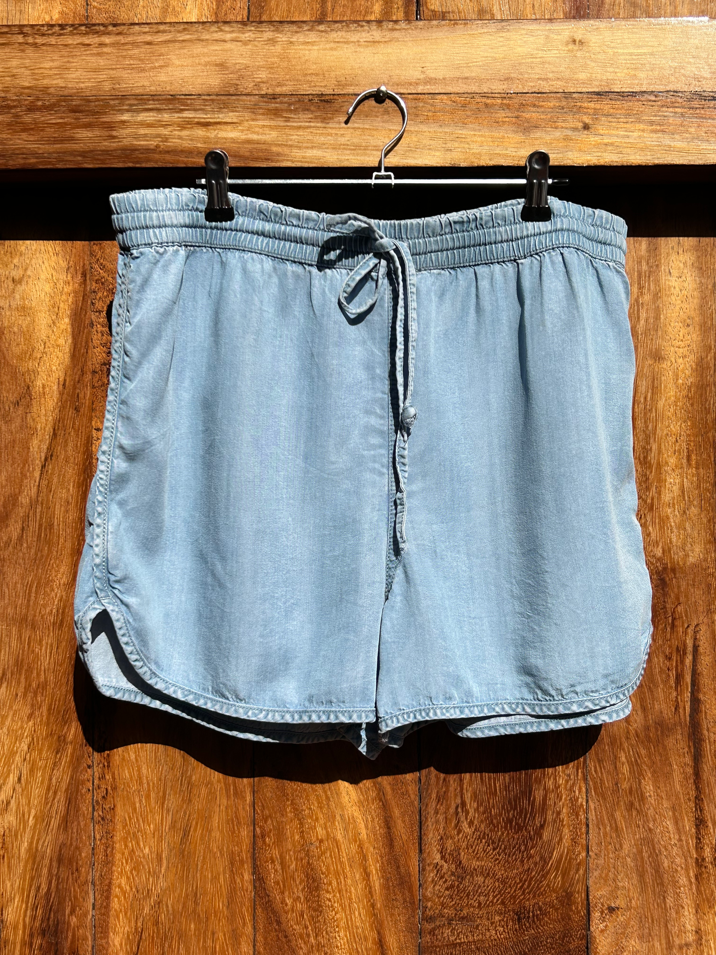 Denim Look Alike Hot Pants ‘’Juicy Couture’’