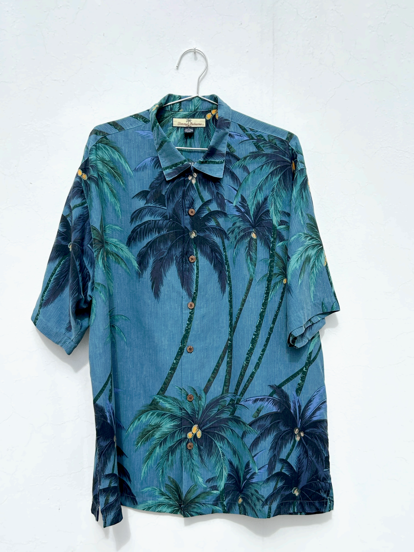 Vintage Silk Shirt ‘’Tommy Bahama’’