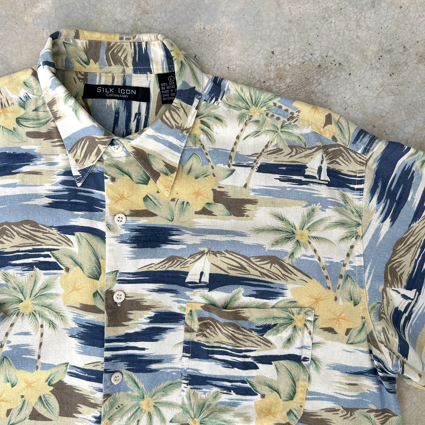 Hawaiian Silk Shirt ‘’Silk Icon’’