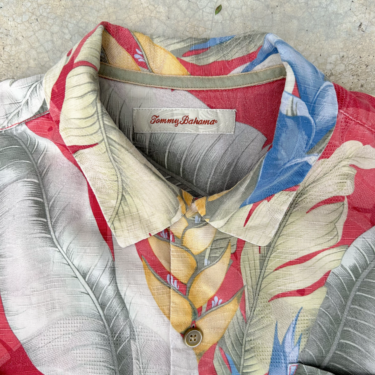 Vintage Silk Shirt ‘’Tommy Bahama’’