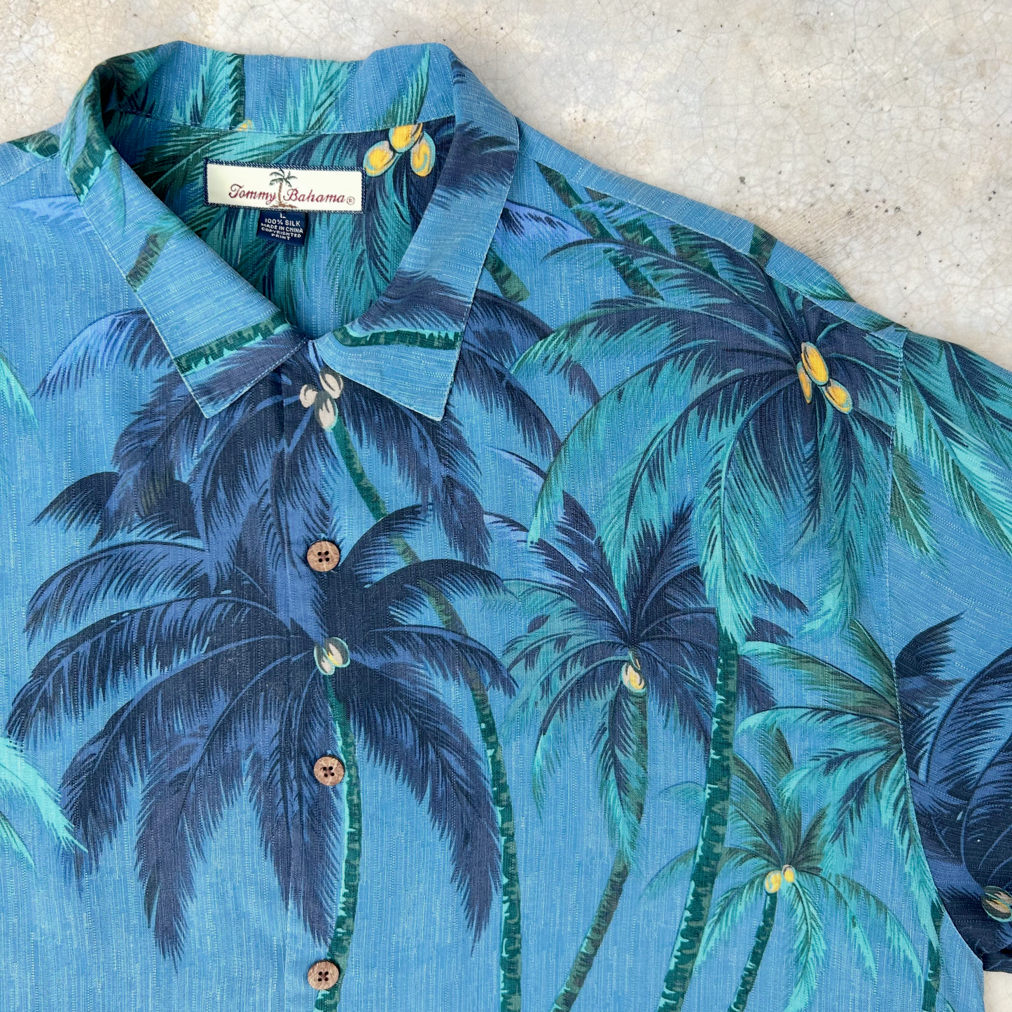 Vintage Silk Shirt ‘’Tommy Bahama’’