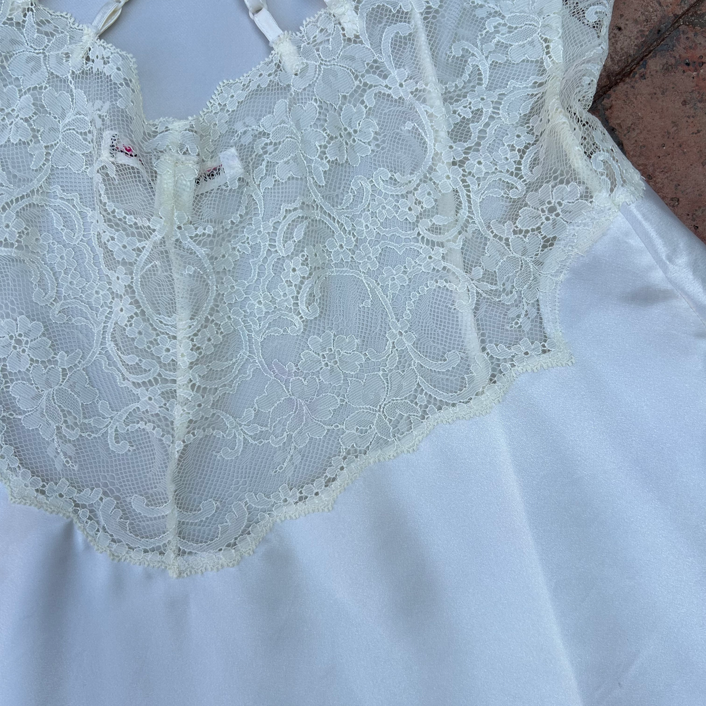 Vintage Lace Chemise Nightgown ‘’Victoria’s Secret’’