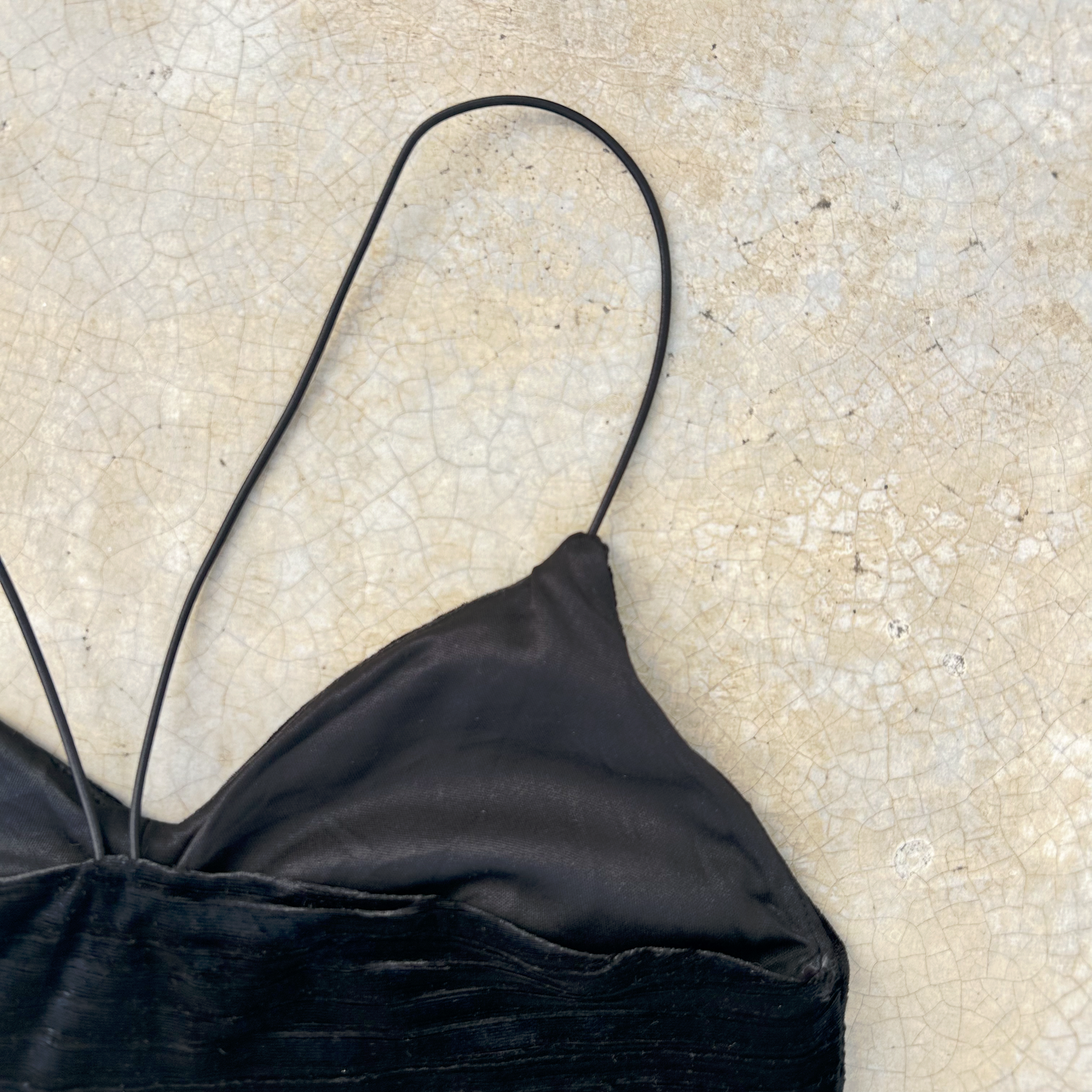 Velvet Crop Top ‘’Sin Etiqueta’’