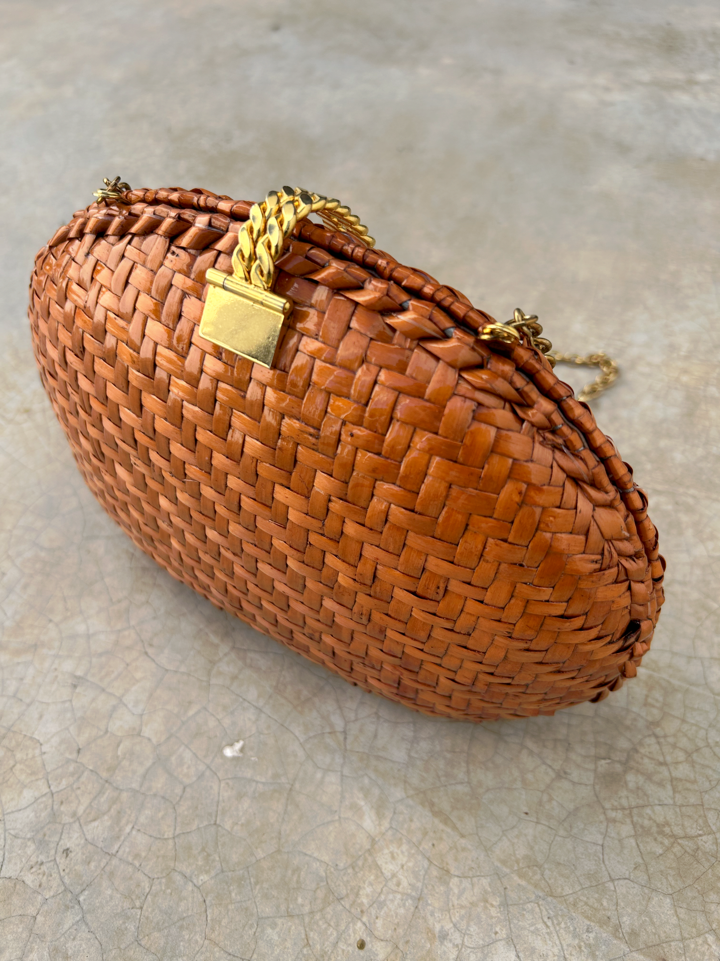 Hardshell Minaudiere Crossbody Bag ‘’Sin Marca’’