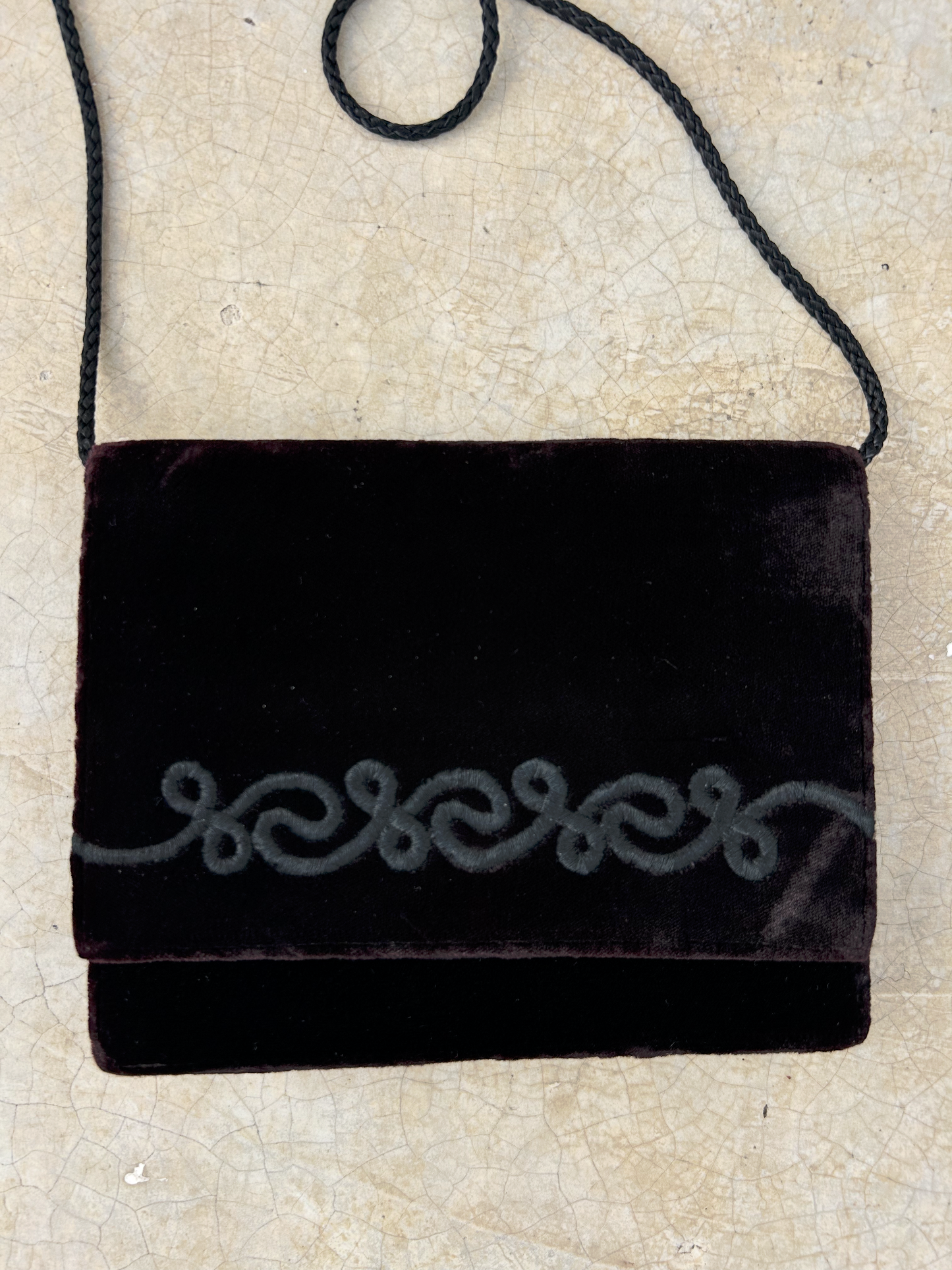 Vintage Velvet Flap Crossbody Crossbody Bag ‘’Sin Etiqueta’’