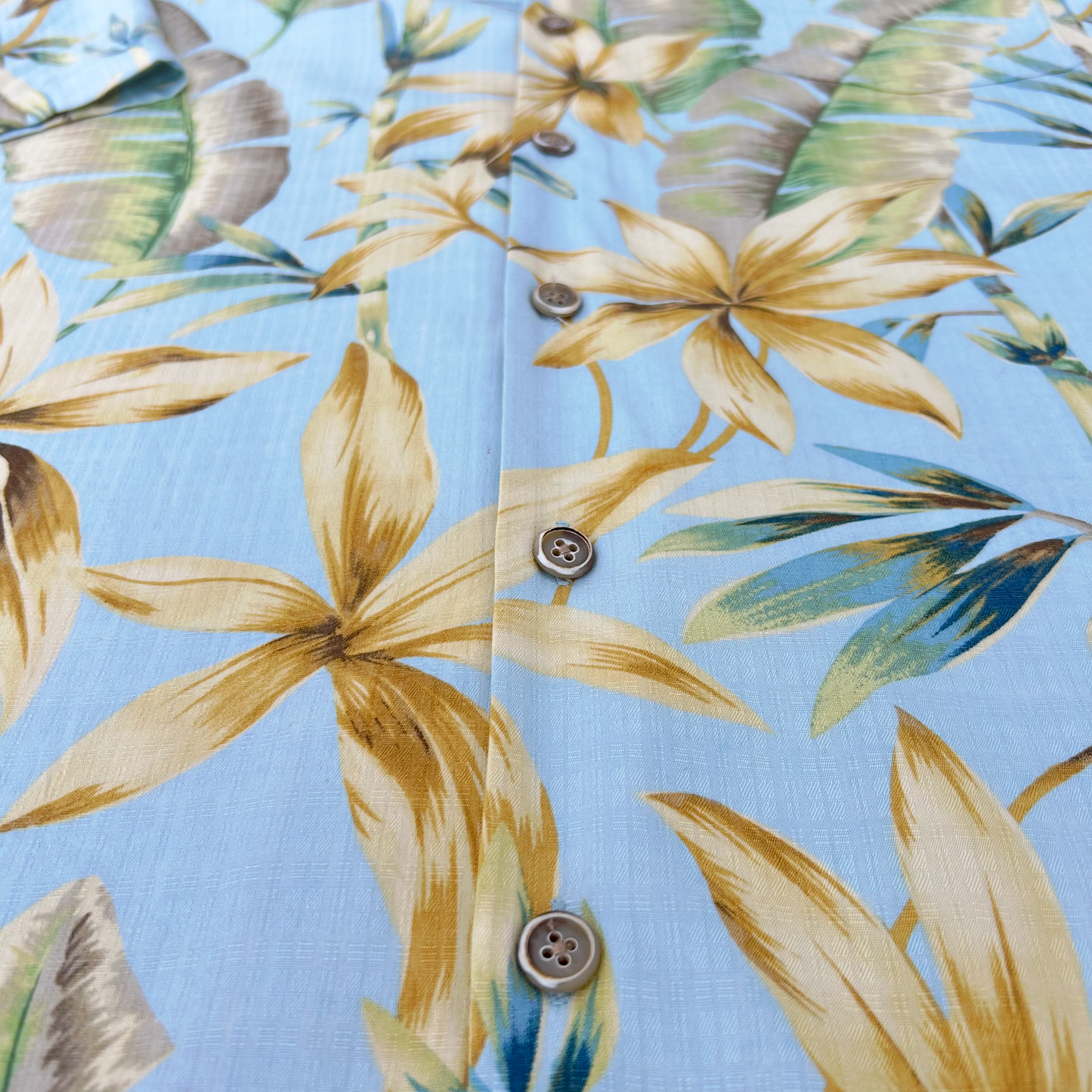 Vintage Hawaiian Silk Shirt ‘’Tommy Bahama’’