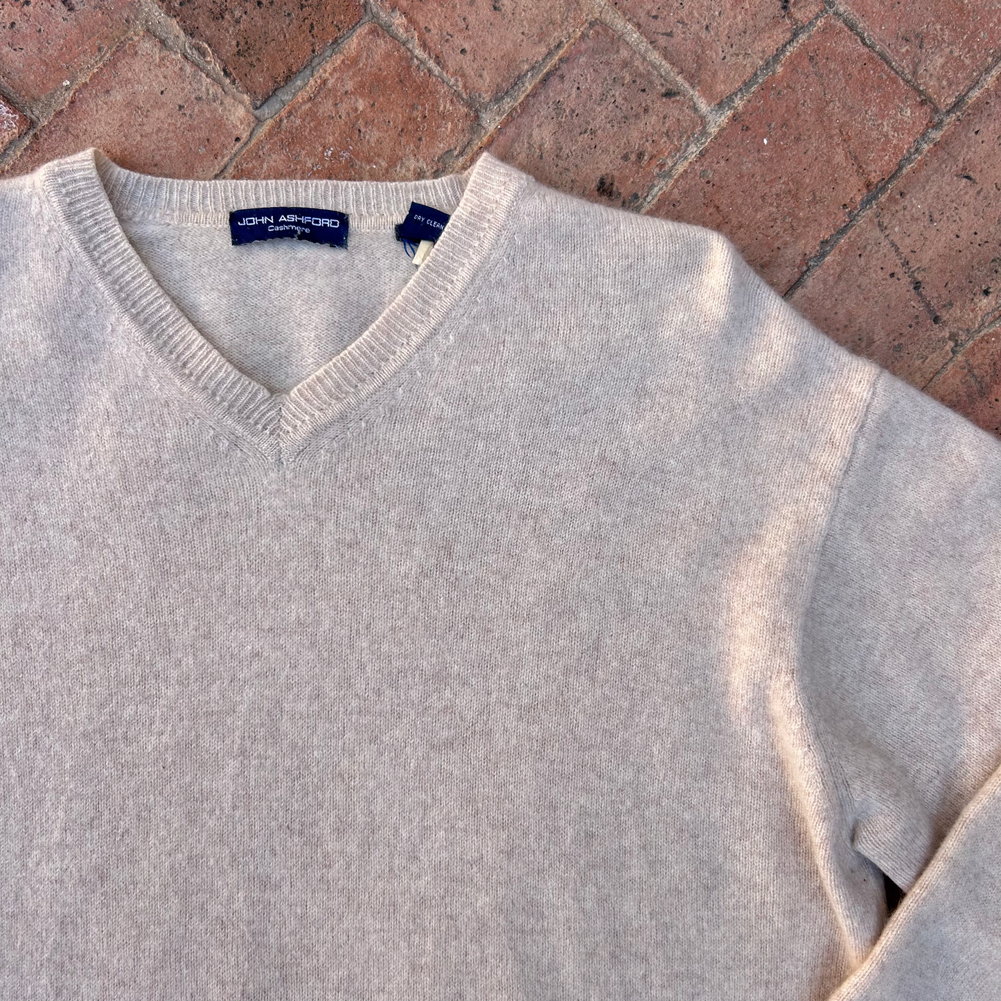 Vintage Cashmere Sweater ‘’John Ashford’’