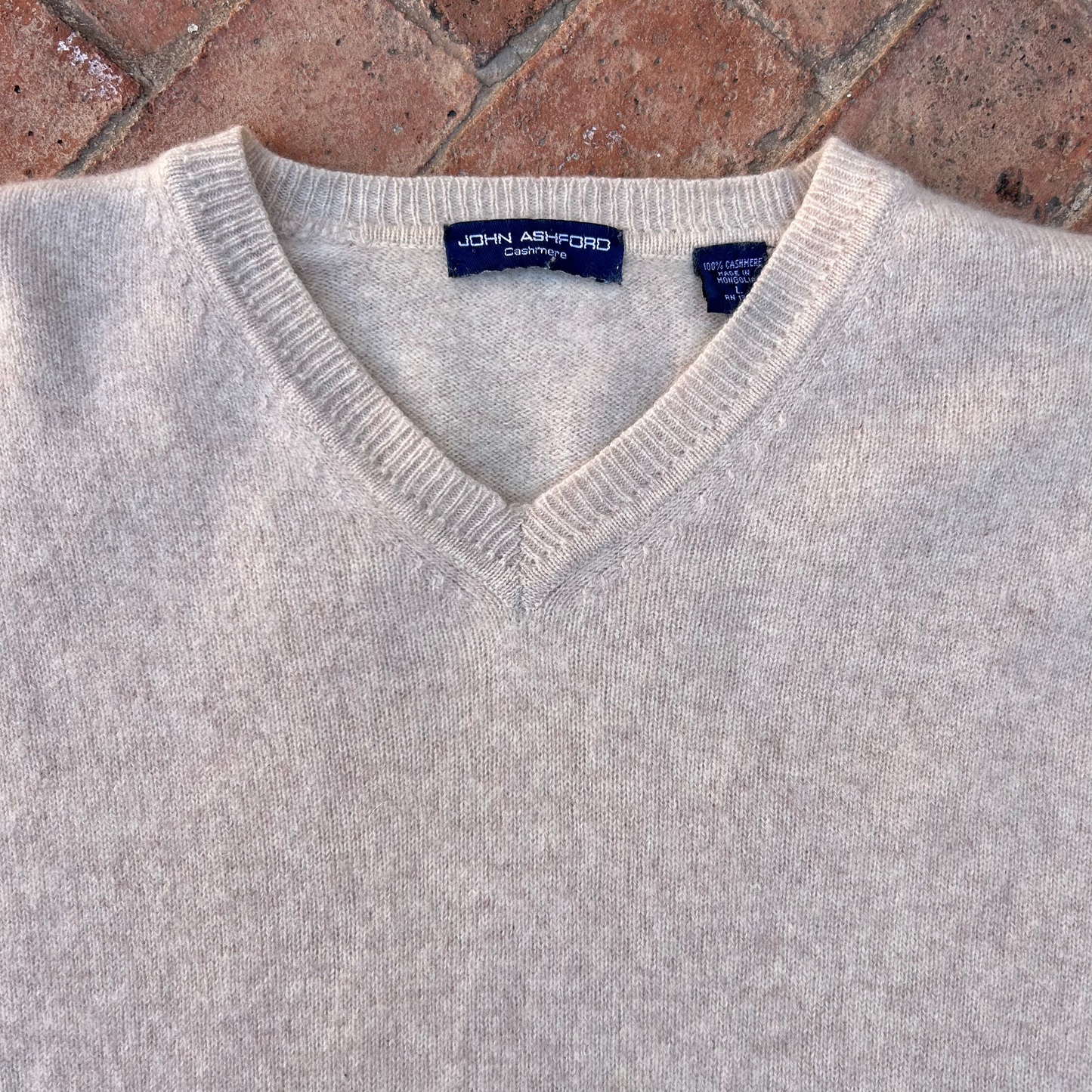 Vintage Cashmere Sweater ‘’John Ashford’’