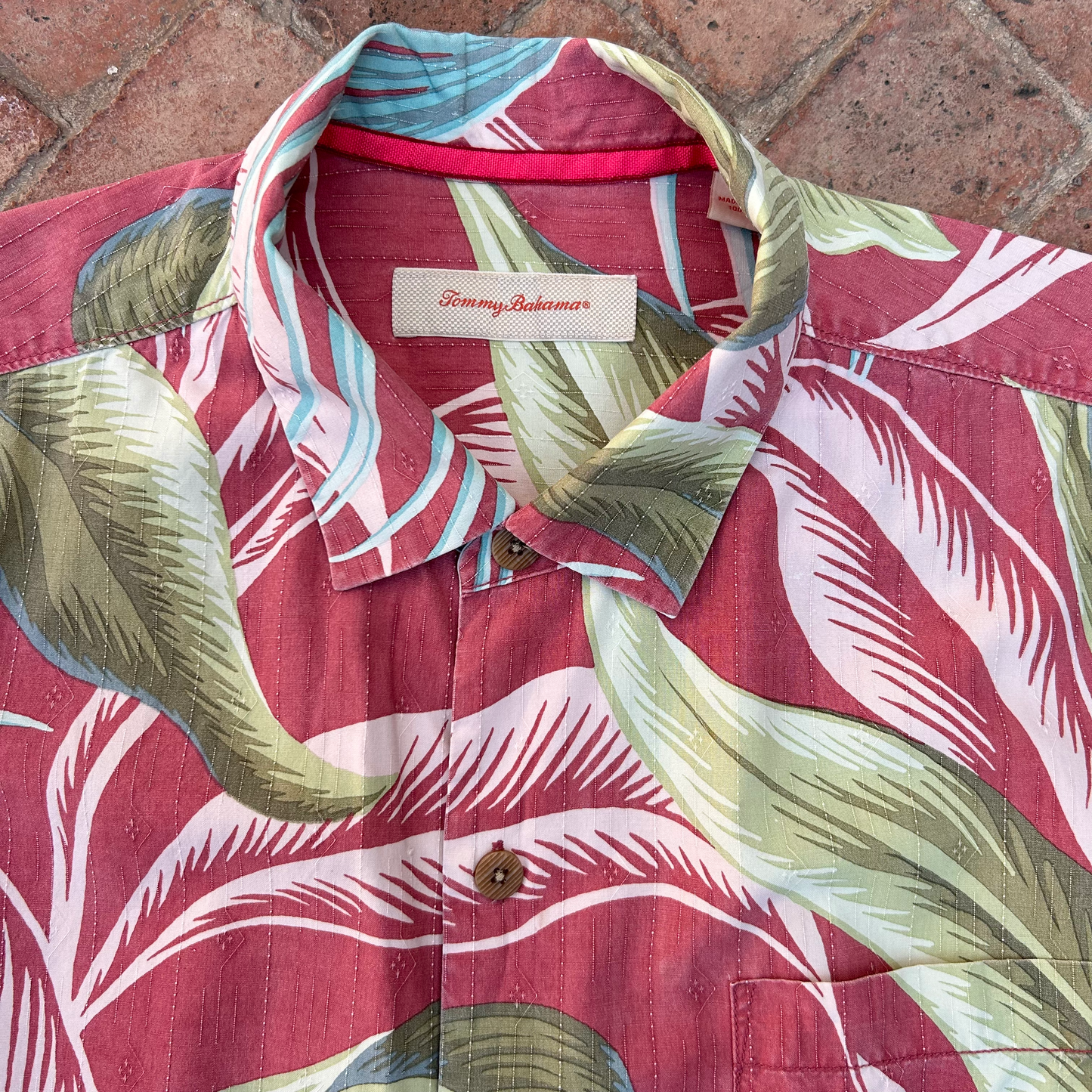 Vintage Hawaiian Silk Shirt ‘’Tommy Bahama’’