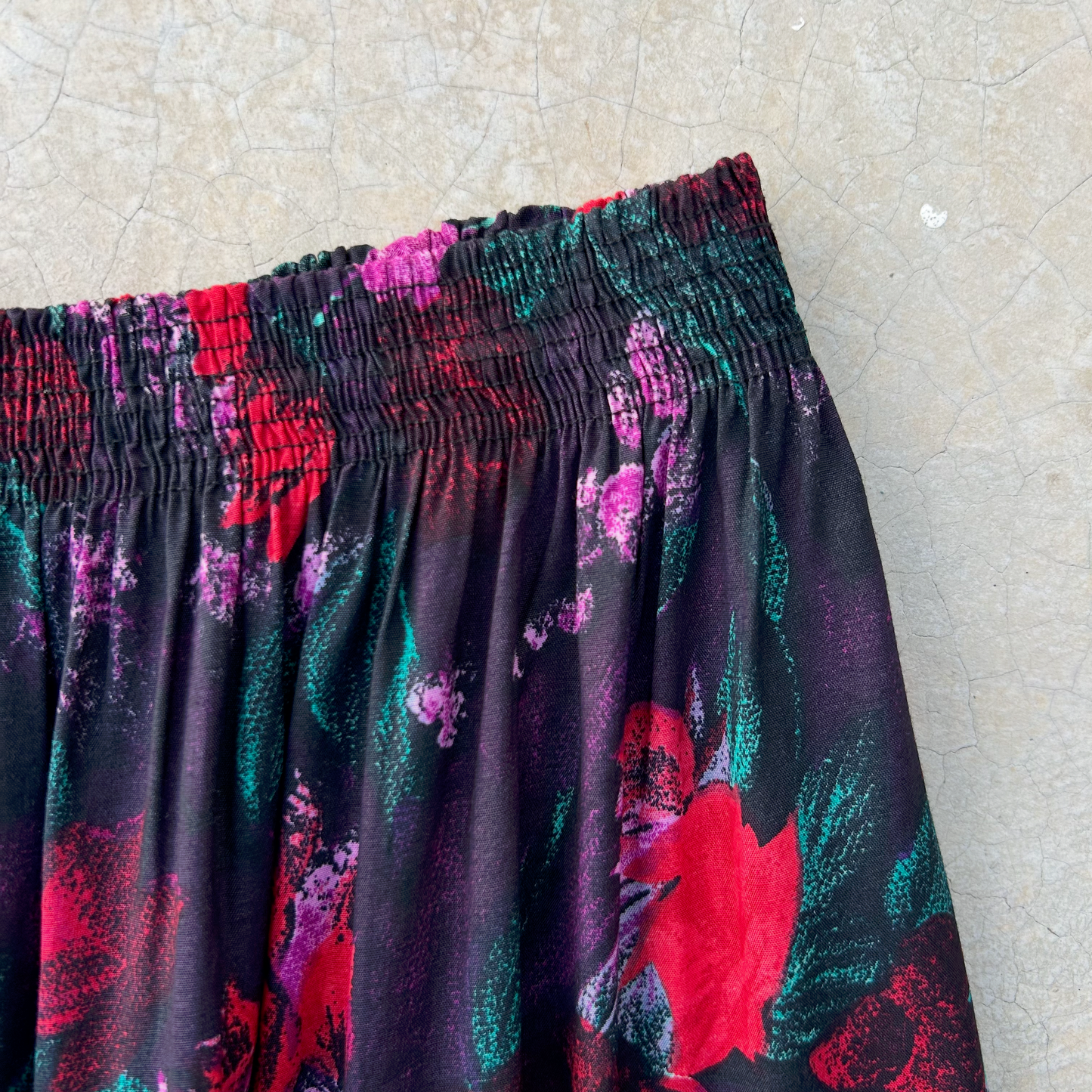 Vintage Midi Skirt ‘’Sin Marca’’