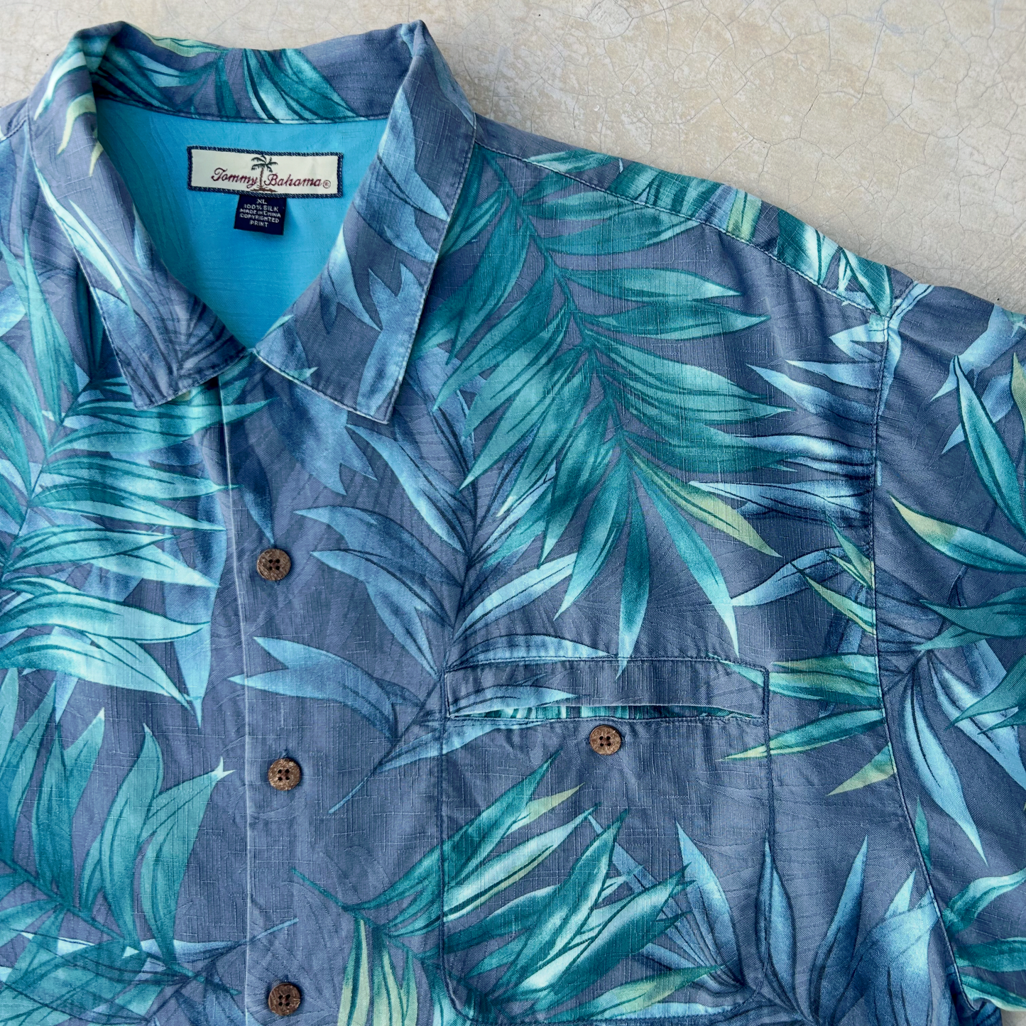 Vintage Silk Shirt ‘’Tommy Bahama’’